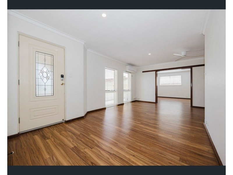 32 FRIGATE Crescent, Yanchep WA 6035