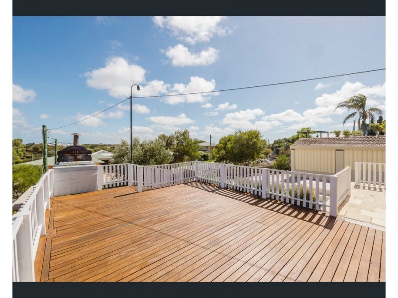 32 FRIGATE Crescent, Yanchep WA 6035