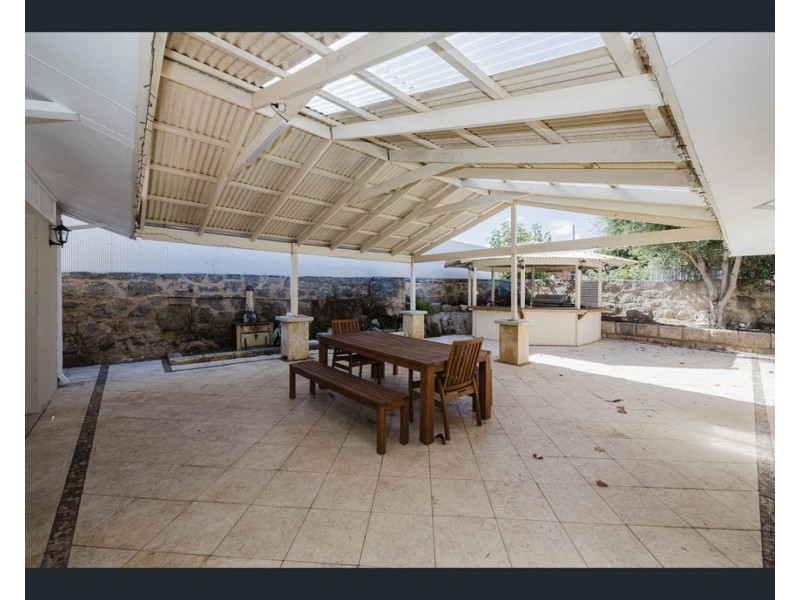 32 FRIGATE Crescent, Yanchep WA 6035