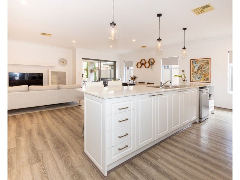 9 Tranquility, Aveley WA 6069