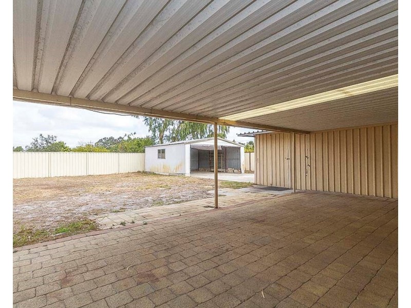 79 King Road, Beechboro WA 6063