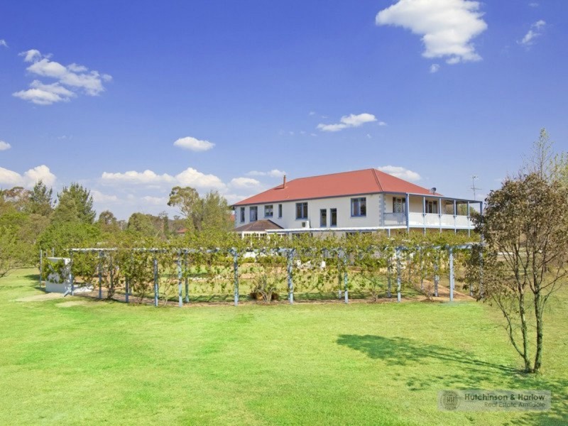 39 Coluche Road, Armidale NSW 2350