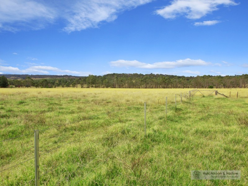 137 Long Swamp Road, Armidale NSW 2350
