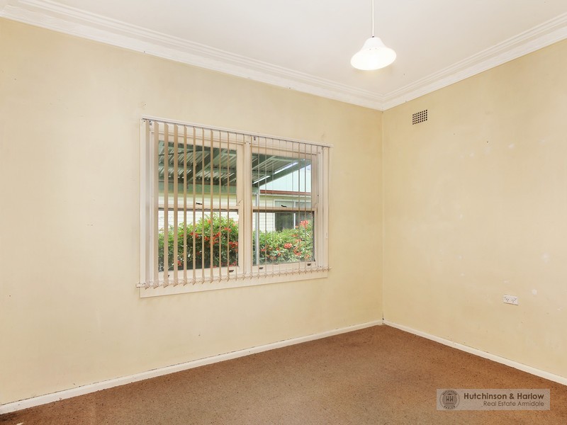 18 Douglas Street, Armidale NSW 2350