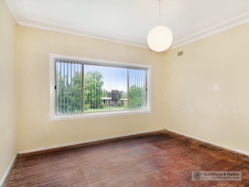18 Douglas Street, Armidale NSW 2350