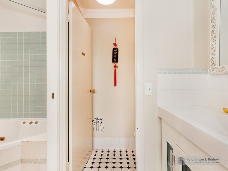 10 Ishbell Drive, Armidale NSW 2350