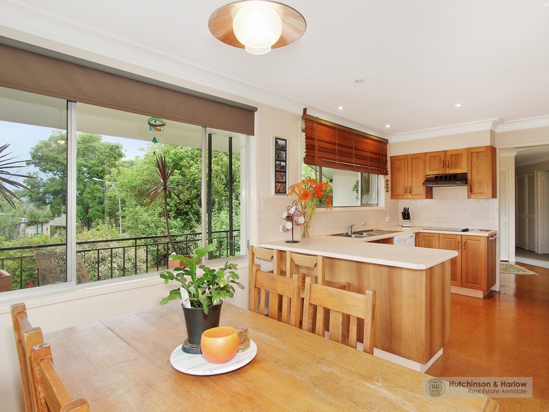 16 Turner Street, Armidale NSW 2350