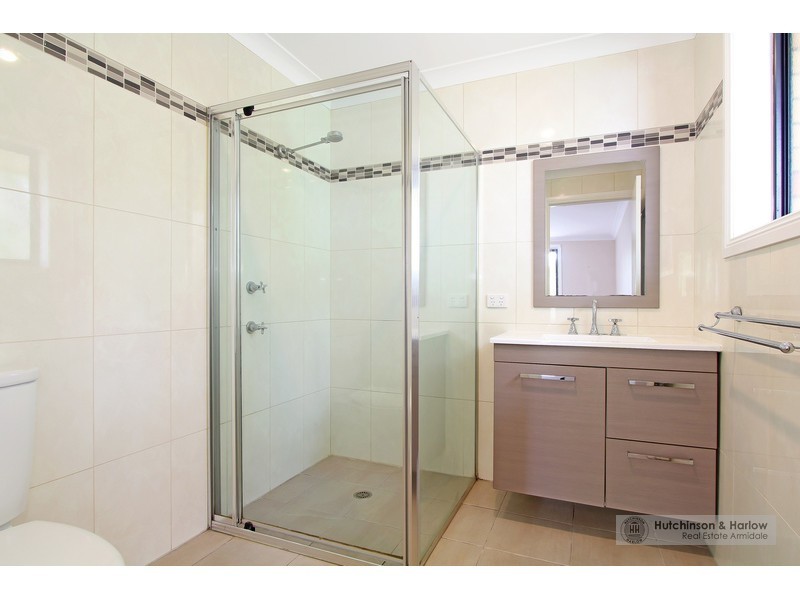 13 Mayfield Avenue, Armidale NSW 2350