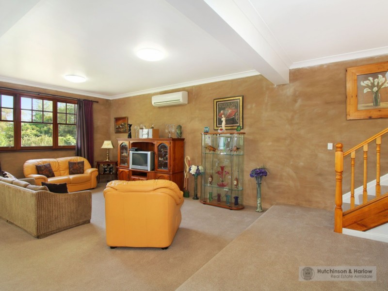 2 Everett Street, Uralla NSW 2358