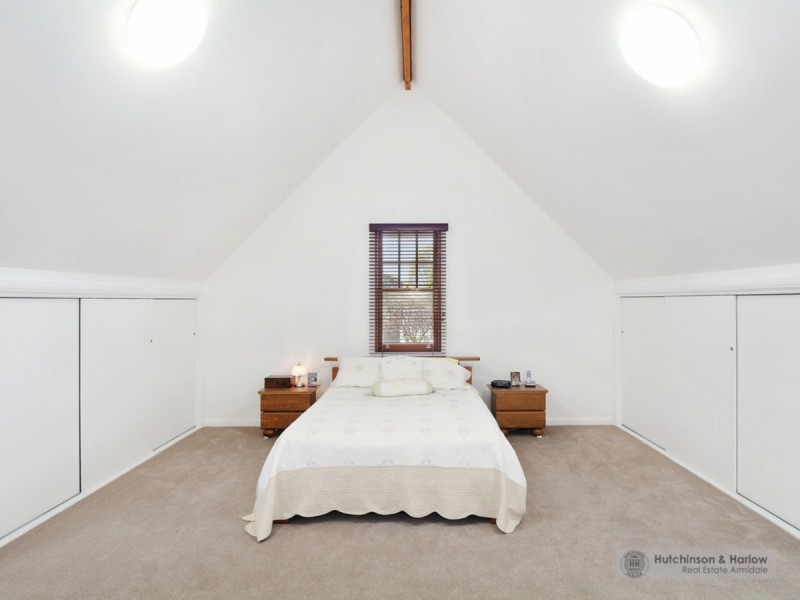 2 Everett Street, Uralla NSW 2358