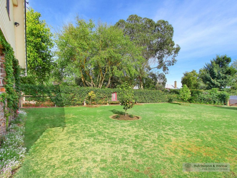 2 Everett Street, Uralla NSW 2358