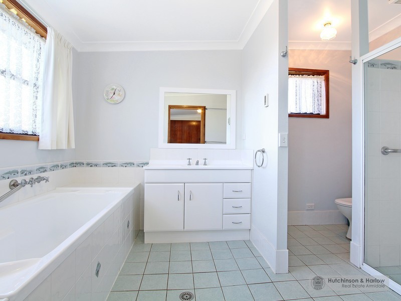 5 Cotterell Place, Armidale NSW 2350