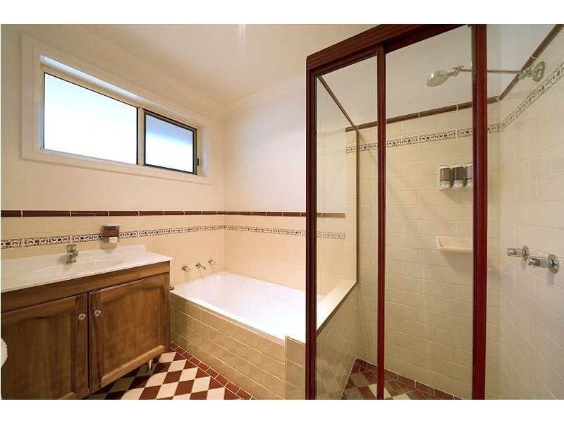 2/156 Marsh Street, Armidale NSW 2350