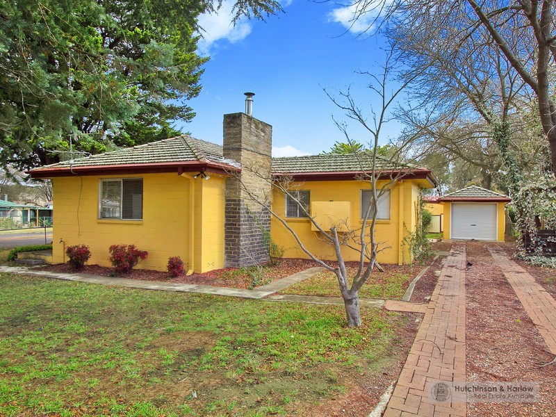 12 Bellevue Road, Armidale NSW 2350
