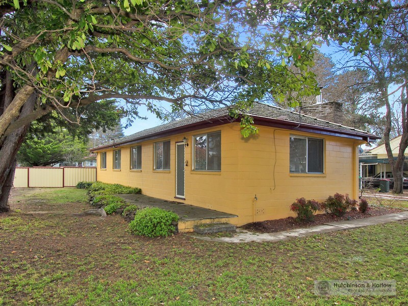 12 Bellevue Road, Armidale NSW 2350