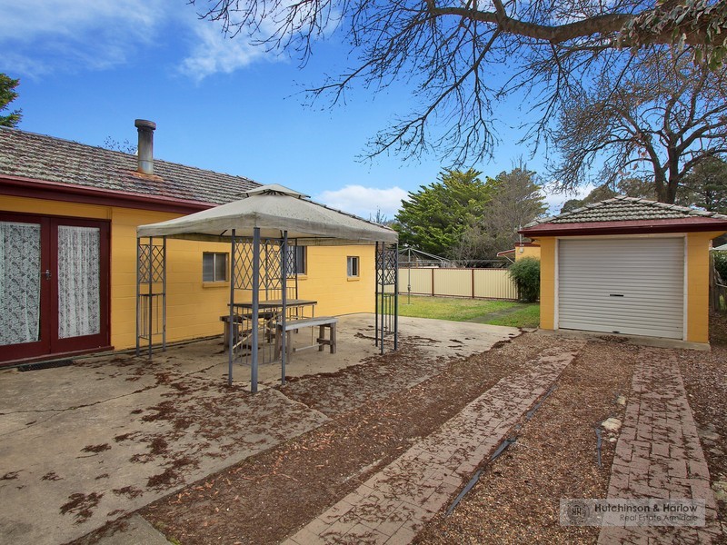 12 Bellevue Road, Armidale NSW 2350