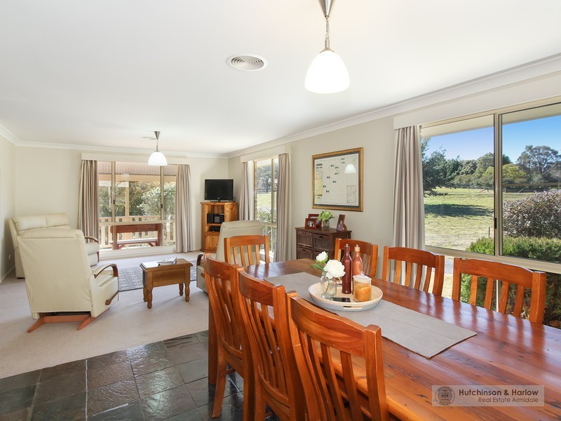 4 Westview Road, Armidale NSW 2350
