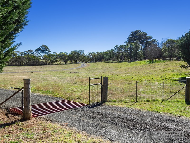 4 Westview Road, Armidale NSW 2350