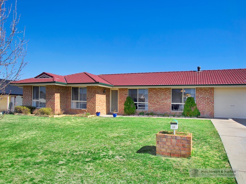14 Aldred Avenue, Armidale NSW 2350