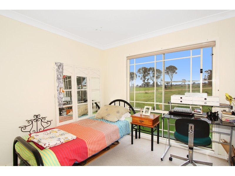 133 Lochaven Road, Armidale NSW 2350