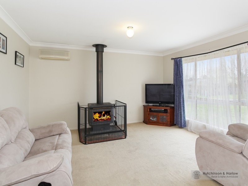 9 Alahna Drive, Armidale NSW 2350