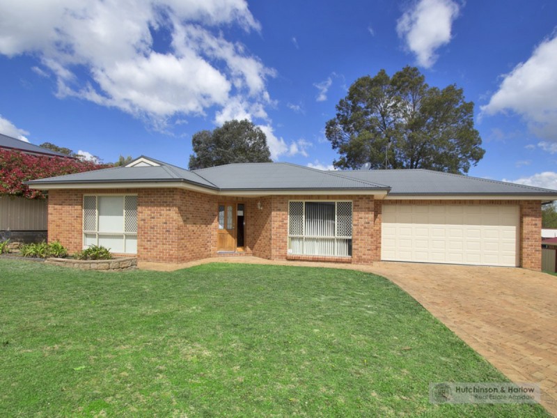 21 Golden Grove, Armidale NSW 2350