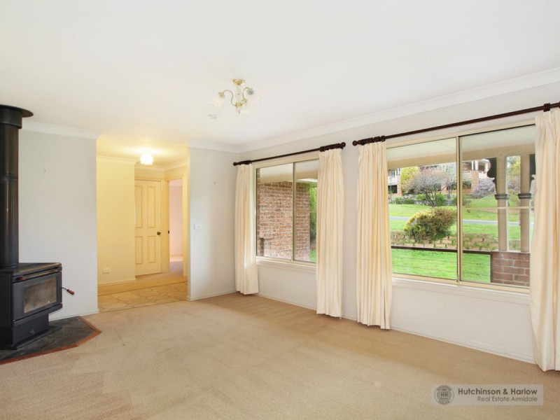 15 Rosecommon Avenue, Armidale NSW 2350