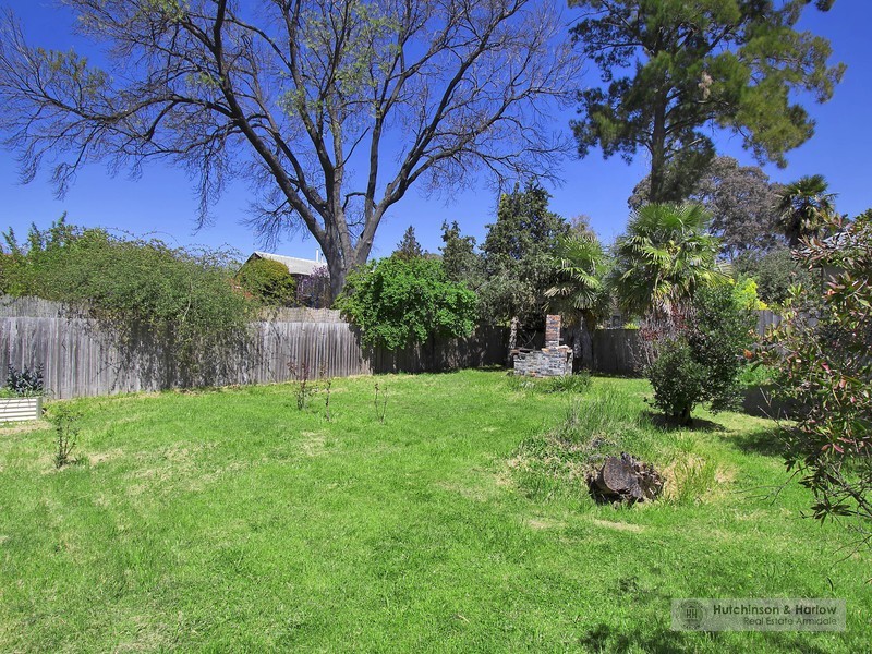 90 Mann Street, Armidale NSW 2350