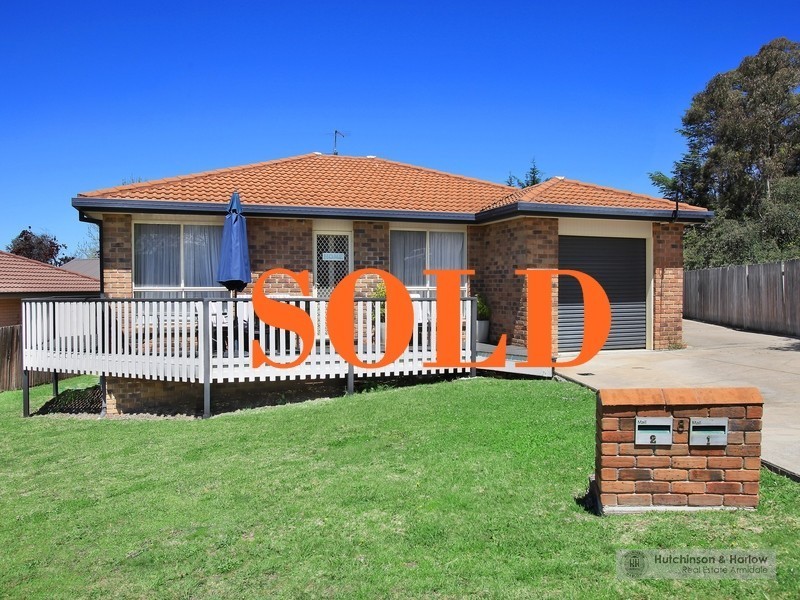 1/8 Johnson Avenue, Armidale NSW 2350