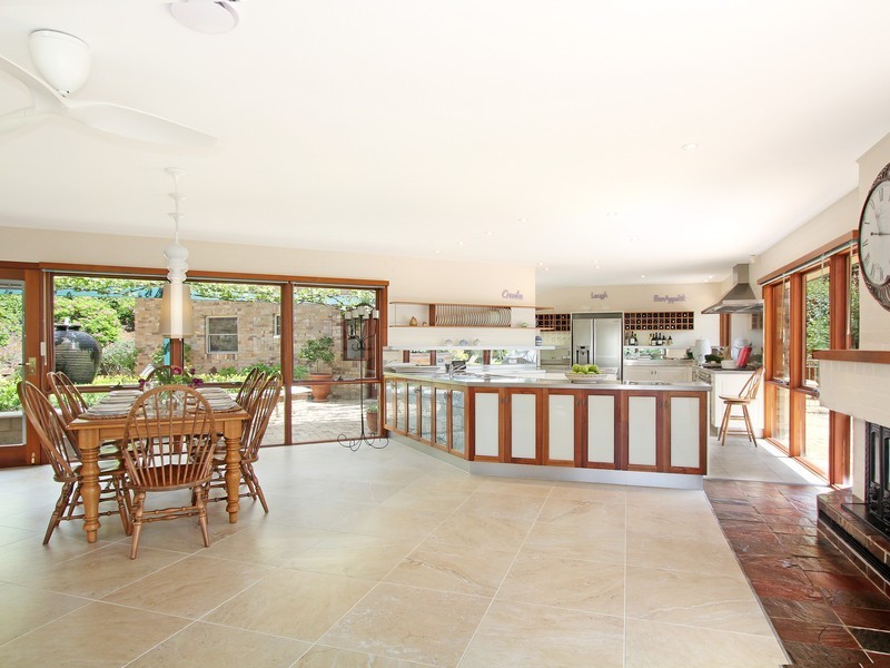 24 Sattlers Road, Armidale NSW 2350