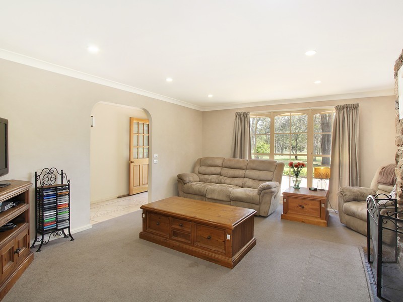 41 Pinegrove Road, Armidale NSW 2350