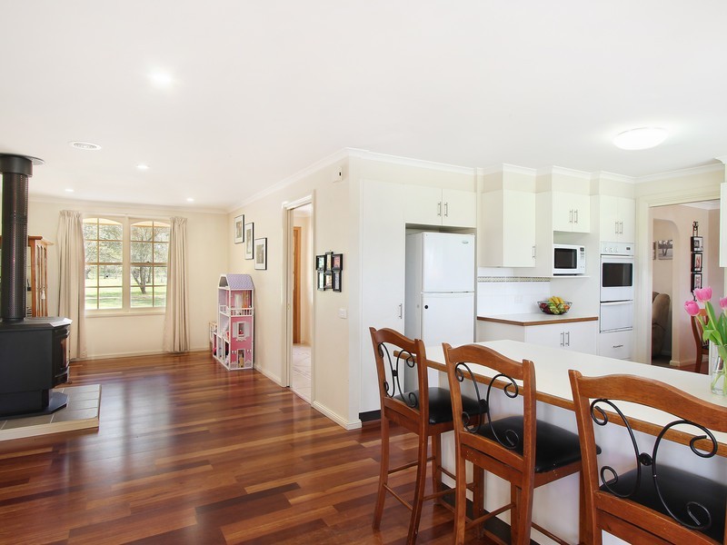 41 Pinegrove Road, Armidale NSW 2350