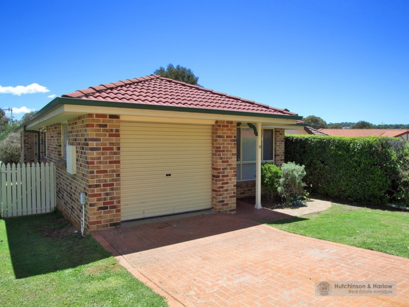 7B Glendower Close, Armidale NSW 2350