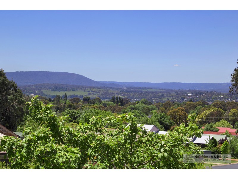 29 The Boulevarde, Armidale NSW 2350