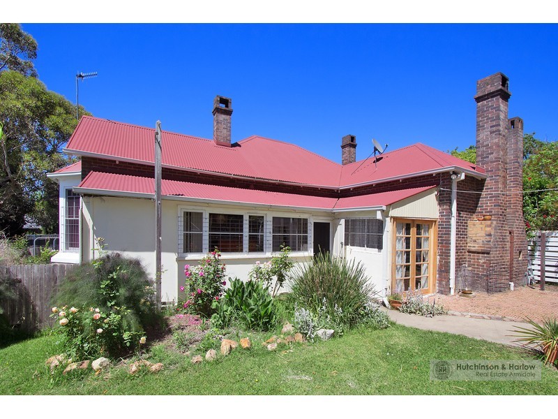 15 Golgotha Street, Armidale NSW 2350