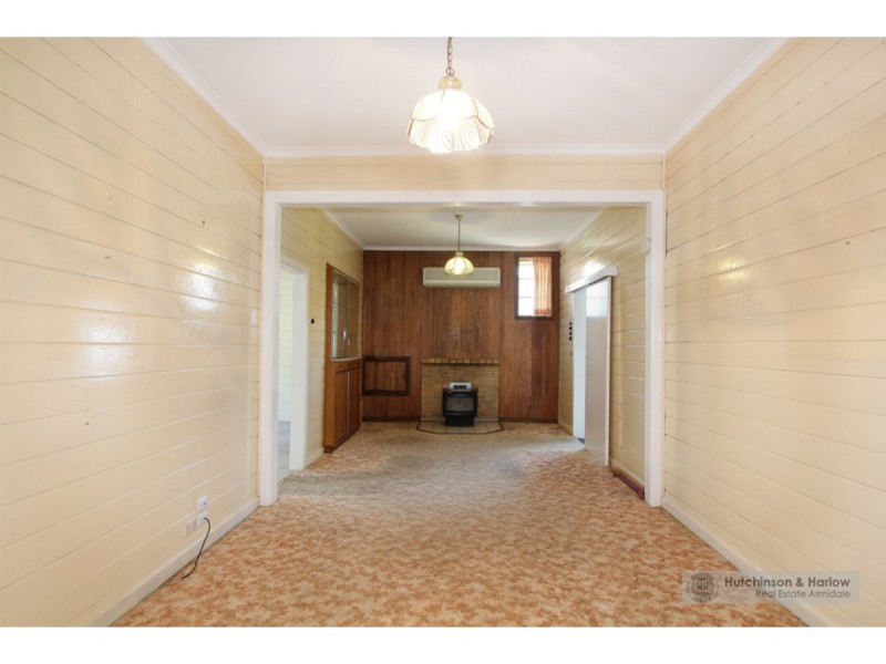 9 Marsh Street, Armidale NSW 2350