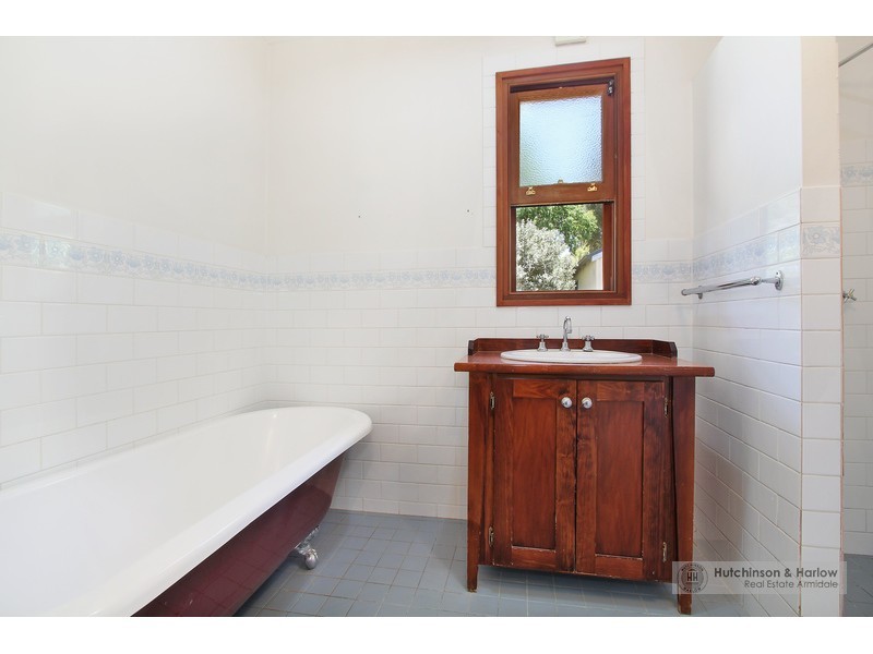 49 Kirkwood Street, Armidale NSW 2350