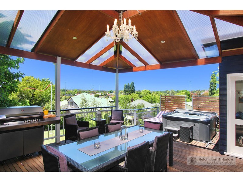 65 Faulkner Street, Armidale NSW 2350