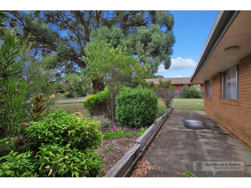 23 Murray  Avenue, Armidale NSW 2350