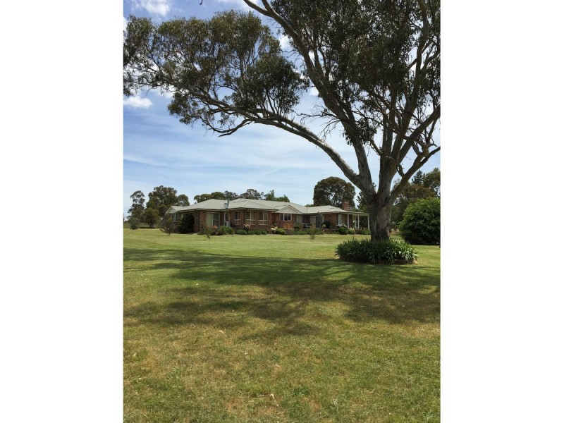 29 Beethoven Lane, Armidale NSW 2350