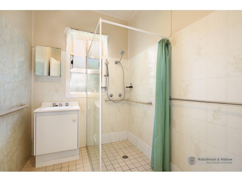 27 Enid Street, Armidale NSW 2350