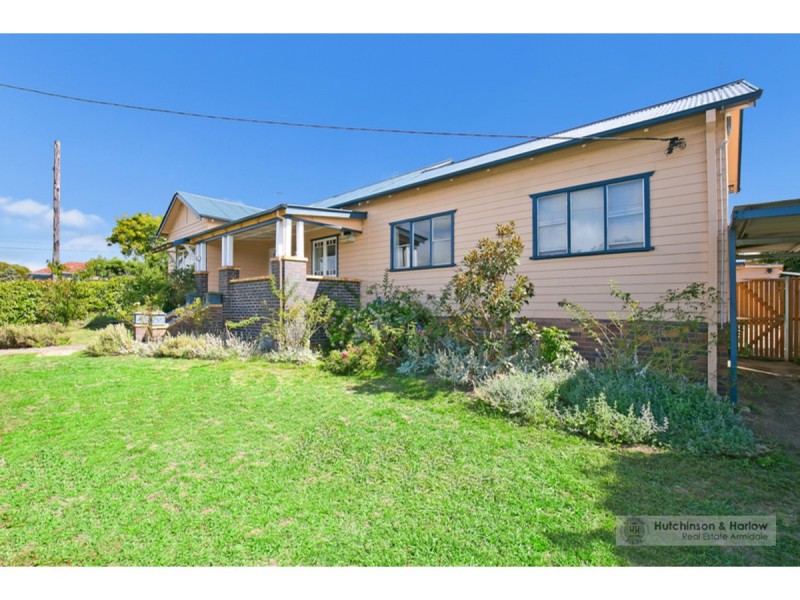 63 Newton Street, Armidale NSW 2350