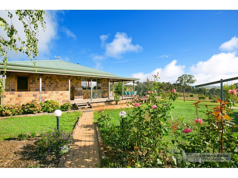 90 Milne Road, Armidale NSW 2350