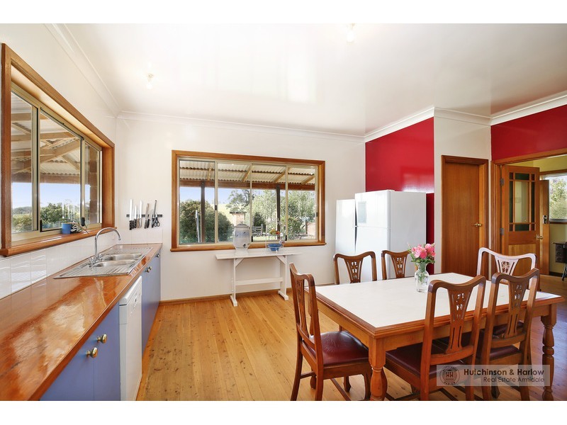 90 Milne Road, Armidale NSW 2350