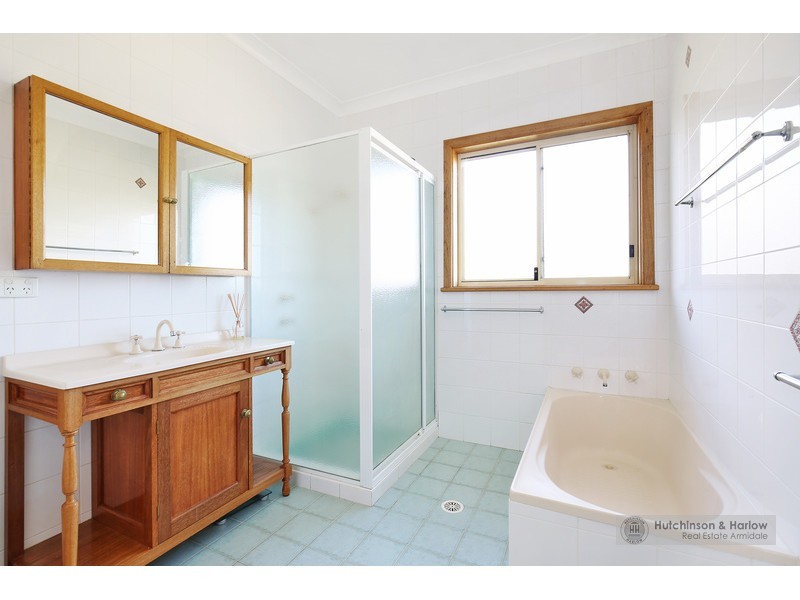 90 Milne Road, Armidale NSW 2350