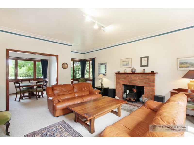 128 Erskine Street, Armidale NSW 2350