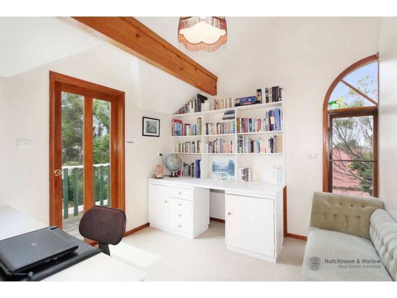 128 Erskine Street, Armidale NSW 2350