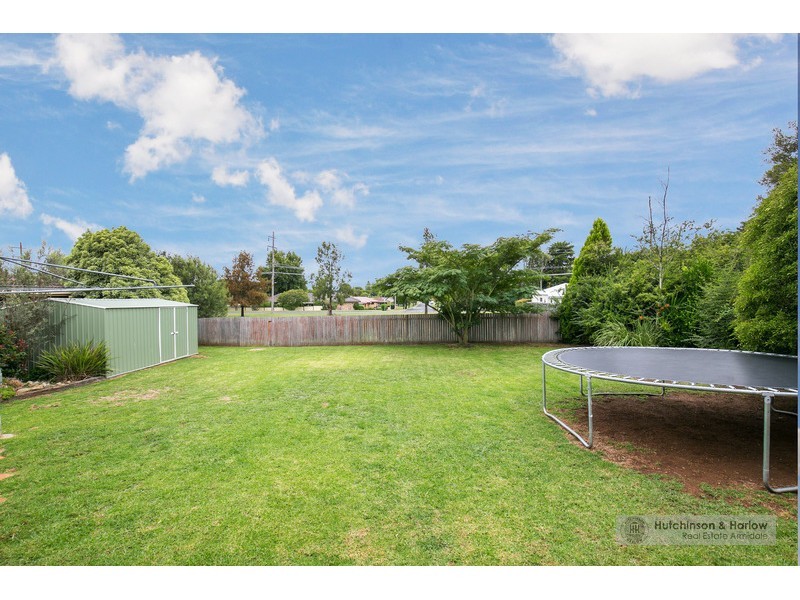 9 Donegal Terrace, Armidale NSW 2350