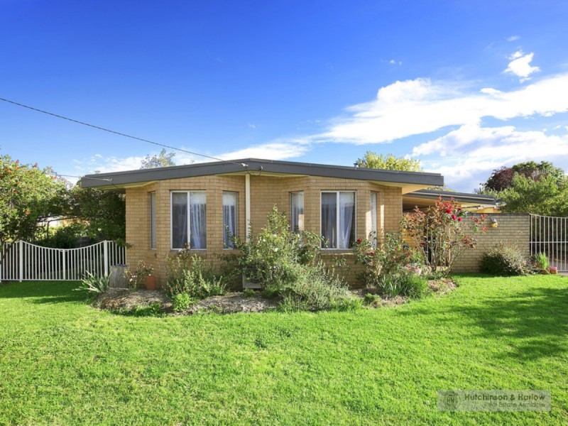 90 Lynches Road, Armidale NSW 2350