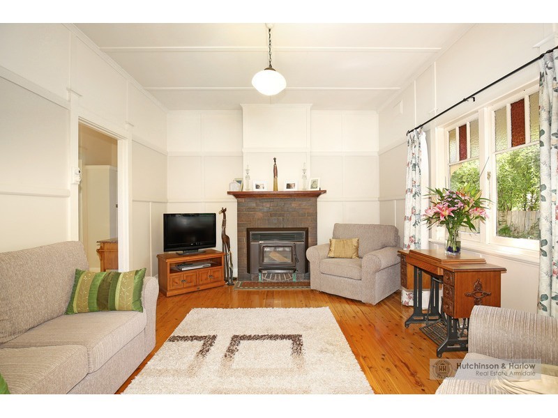 80 Mossman Street, Armidale NSW 2350